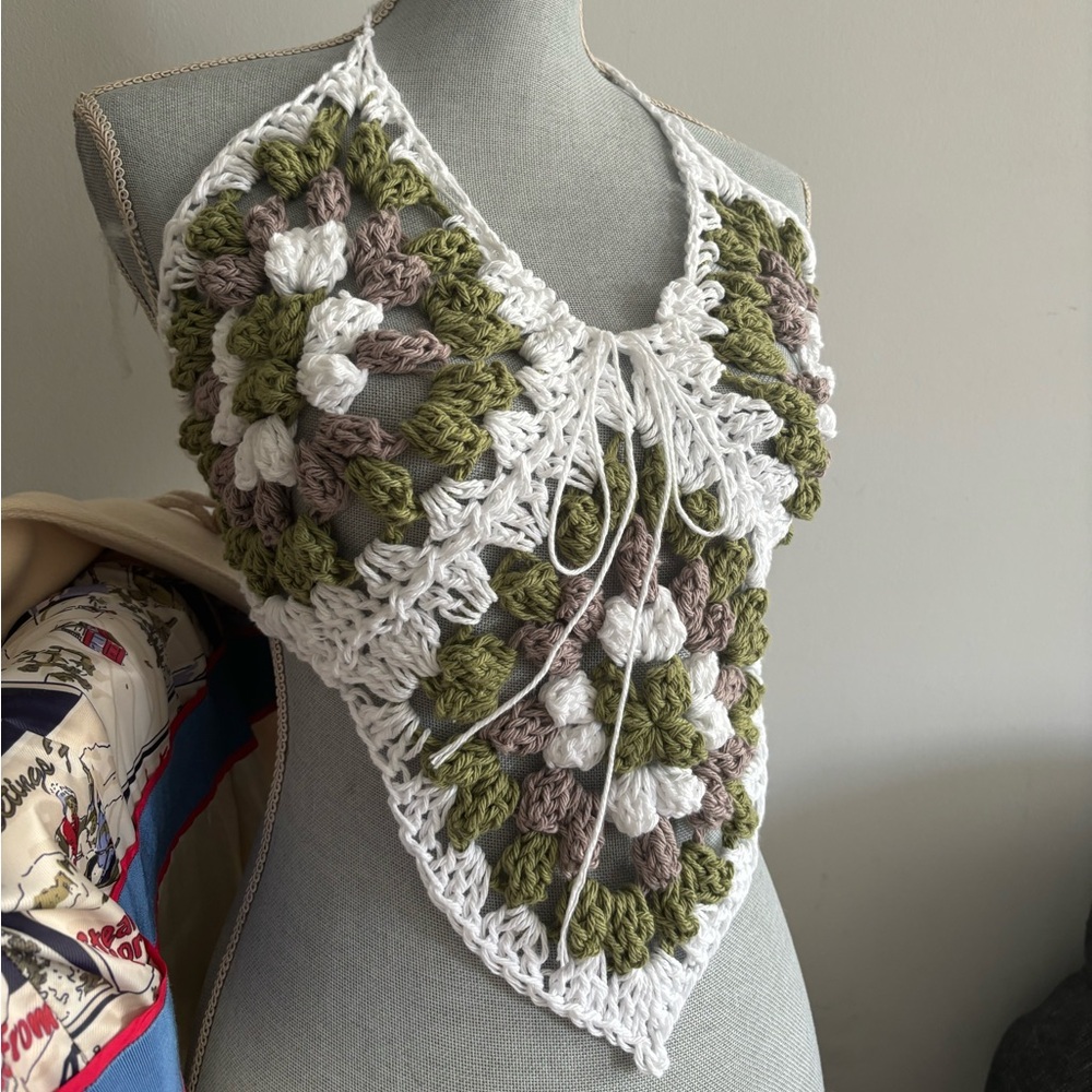 O/S Granny Square crop top x Corset Lace up back!